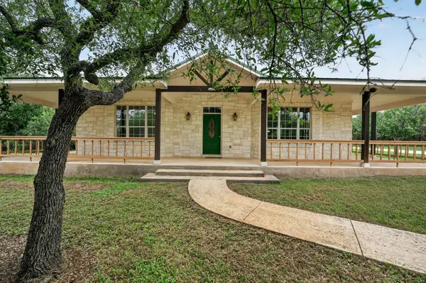 400 Barton Creek DR, Dripping Springs, TX 78620