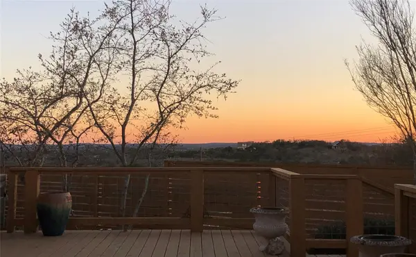501 Hays Country Acres RD, Dripping Springs, TX 78620