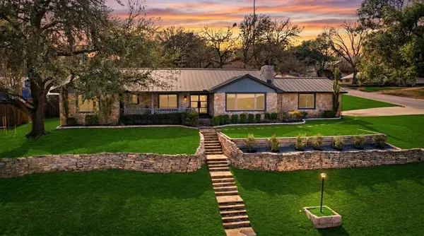 417 Oak Ridge DR, San Marcos, TX 78666