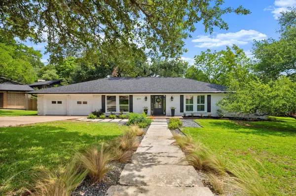 8714 Silverhill LN, Austin, TX 78759