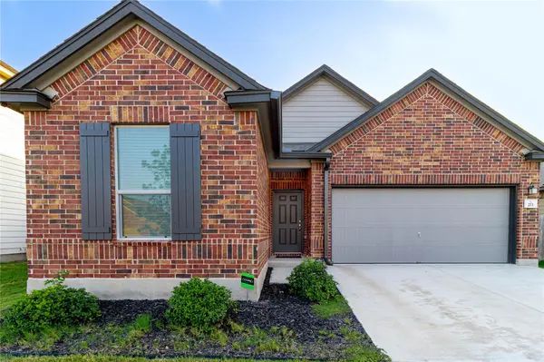 211 Summit DR,  Lockhart,  TX 78644