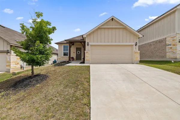 717 Bayberry CIR, Buda, TX 78610