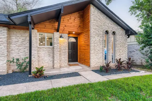 1618 Cripple Creek DR,  Austin,  TX 78758