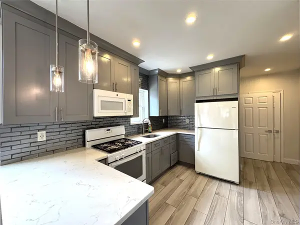 146-38 Bayside AVE, Flushing, NY 11354