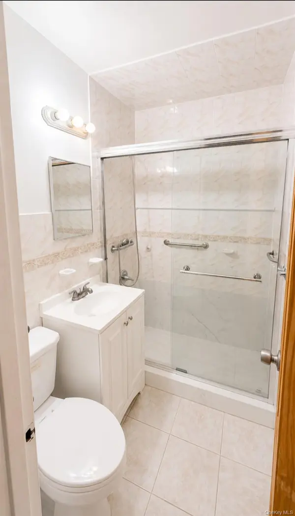 214-07B Hillside Ave #Unit B, Queens Village, NY 11427