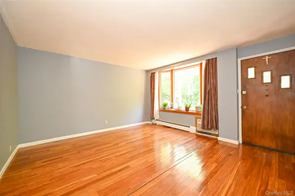 6953 73rd PL, Middle Village, NY 11379