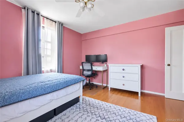 26-16 Union ST #6F, Flushing, NY 11354