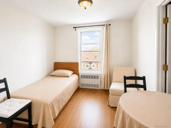 59-21 Calloway ST #4T, Corona, NY 11368