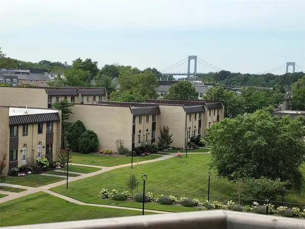 18-05 215th ST #5D, Bayside, NY 11360
