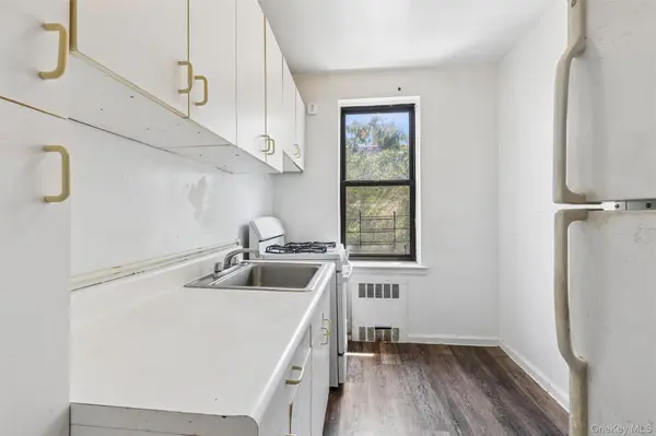 123-35 82nd RD #5U, Kew Gardens, NY 11415