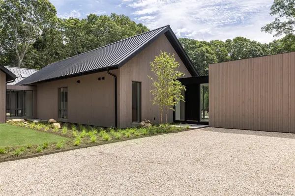 6 Great Circle DR, Shelter Island, NY 11964