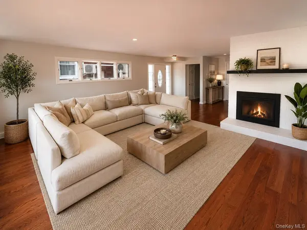 194 Beach 132nd ST, Belle Harbor, NY 11694