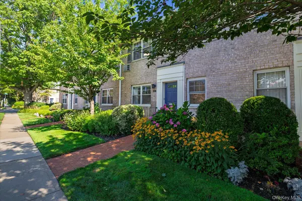 411 Merrick RD #A, Rockville Centre, NY 11570