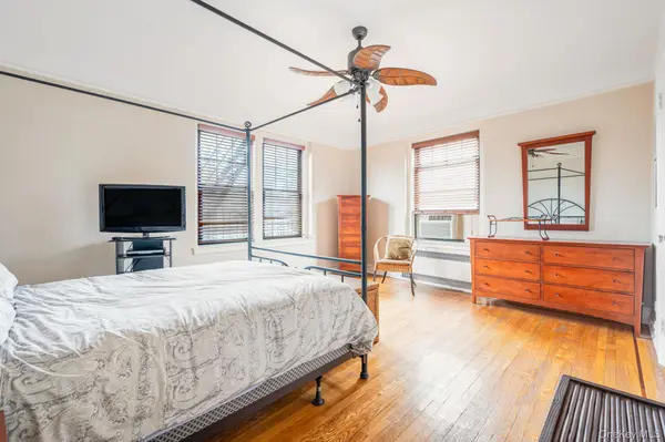 109-14 Ascan AVE #4B, Forest Hills, NY 11375