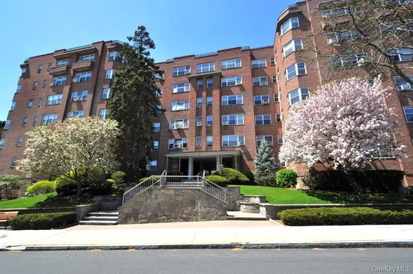235 Garth RD #E2E, Scarsdale, NY 10583