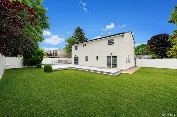 779 Peconic AVE, West Babylon, NY 11704