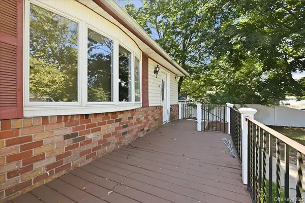 1127A Bay Shore AVE #A, Bay Shore, NY 11706