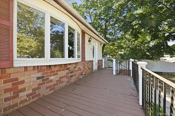 1127A Bay Shore AVE #A, Bay Shore, NY 11706