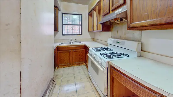 862 Leland AVE #34A, Bronx, NY 10473