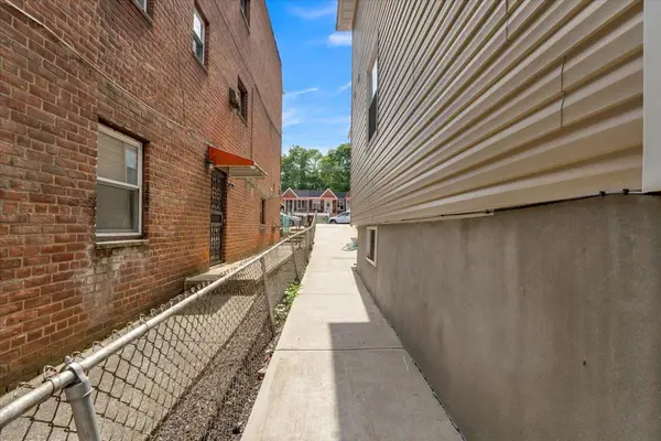 3136 Mickle AVE, Bronx, NY 10469