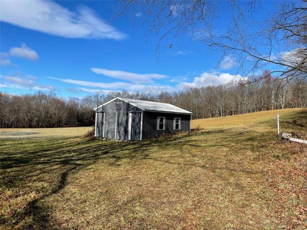 112 St Andrews RD, Walden, NY 12586