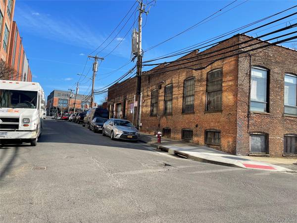 30 SOUTH ST, Mount Vernon, NY 10550