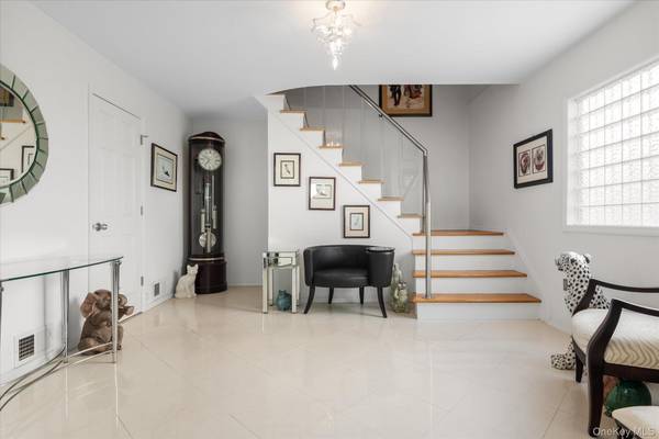 161-24 84th ST, Howard Beach, NY 11414