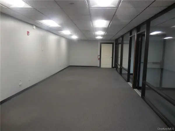334 County Route 49 #103, Middletown, NY 10940