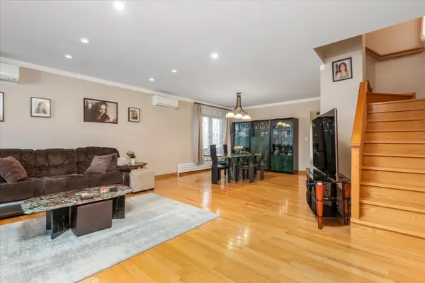 63-16 84th PL, Middle Village, NY 11379