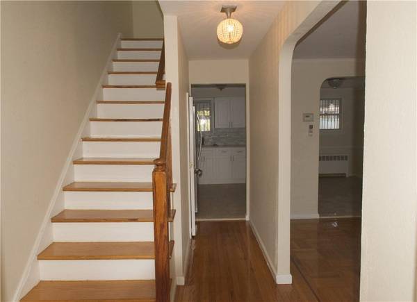 1051 E 213th ST, Bronx, NY 10469