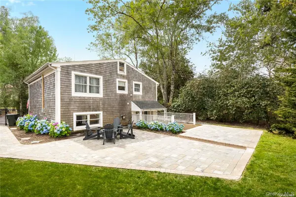 29 Missapoque AVE, Southampton, NY 11968