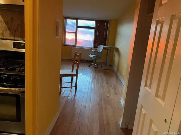 4140 Union ST #18J, Flushing, NY 11355