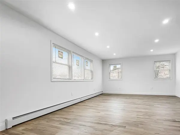 155-07 110 ave, Jamaica, NY 11433