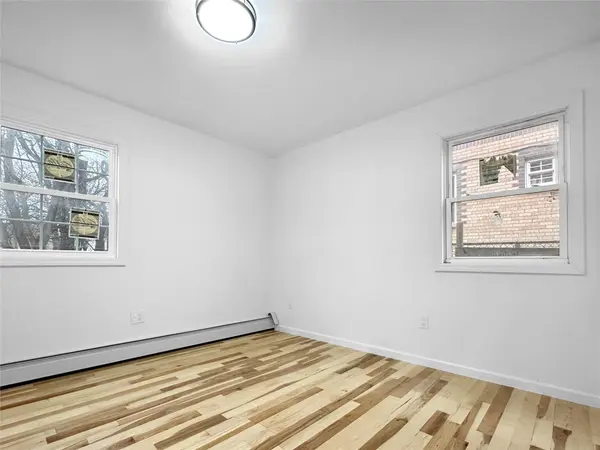155-07 110 ave, Jamaica, NY 11433
