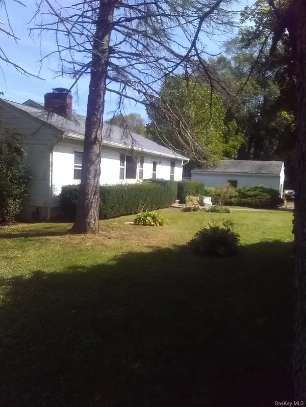 133 Jackson RD, Hopewell Junction, NY 12533