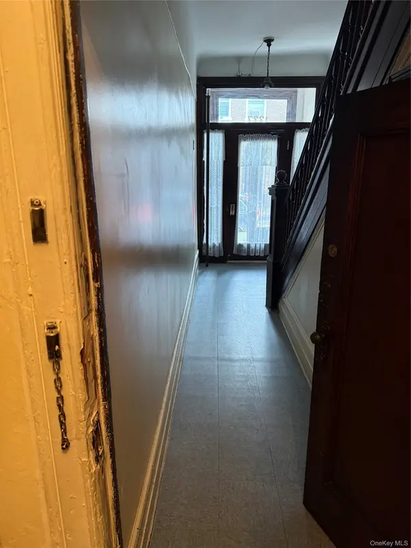 1327 Plimpton AVE, Bronx, NY 10452