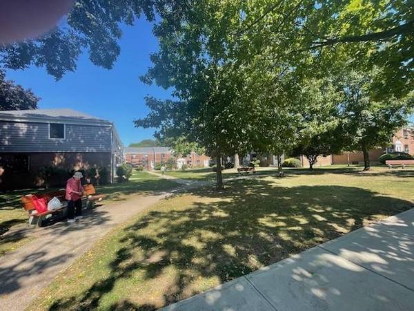 216-21 73 AVE #1, Bayside, NY 11364