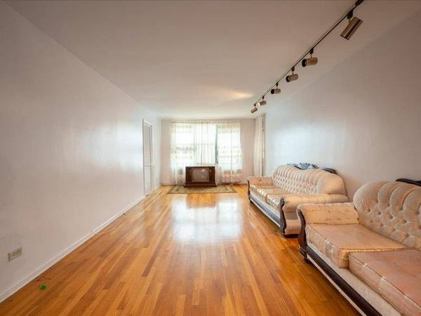 1200 E 53 ST #4S, Brooklyn, NY 11234