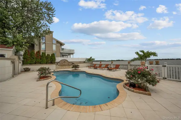 3407 Country Club RD, Bronx, NY 10465