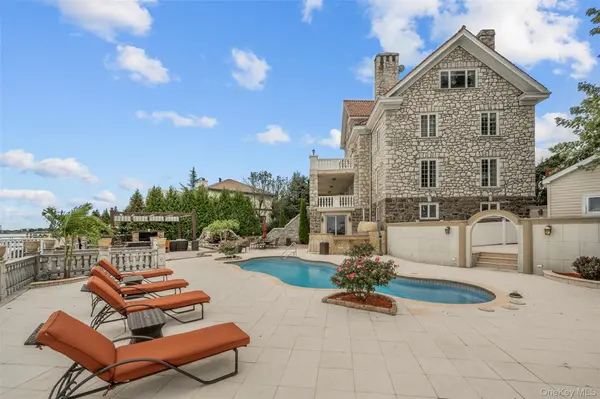 3407 Country Club RD, Bronx, NY 10465