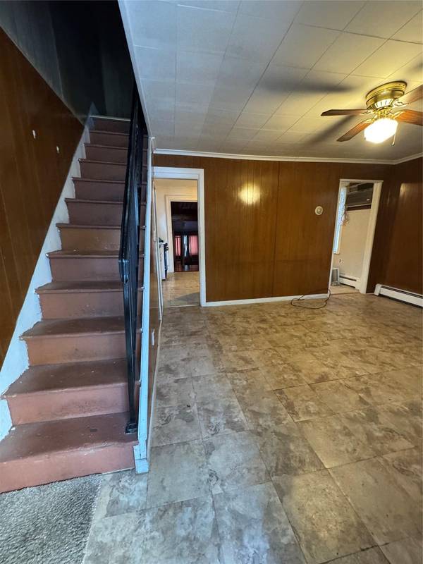 34 N Cedar ST, Beacon, NY 12508