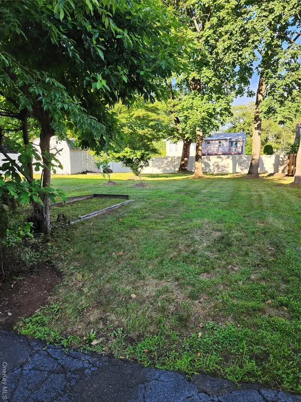 16 Lamborn AVE, Congers, NY 10920