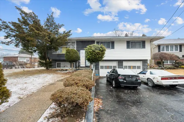 975 Little Neck AVE, North Bellmore, NY 11710