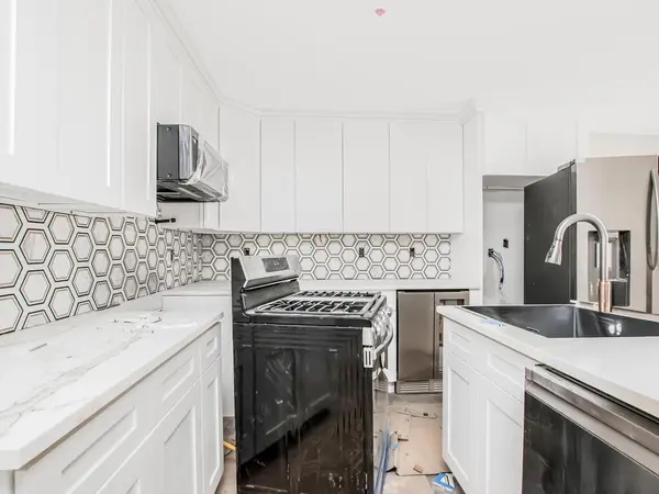 65 W 2nd ST #2, Mount Vernon, NY 10550