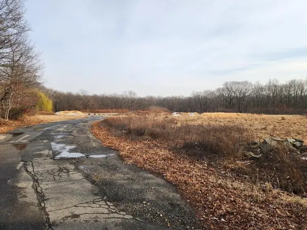 306 Route 25A, Mount Sinai, NY 11766