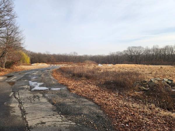 306 Route 25A, Mount Sinai, NY 11766