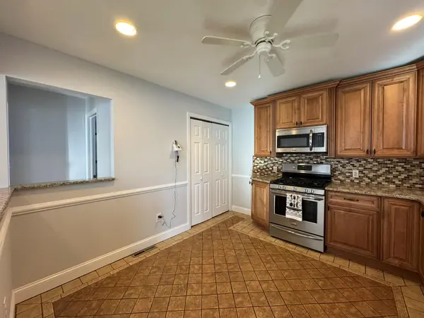 89 15th ST, Wading River, NY 11792