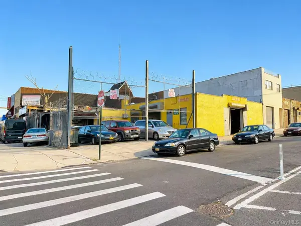 49-04 25th Ave, Woodside, NY 11377