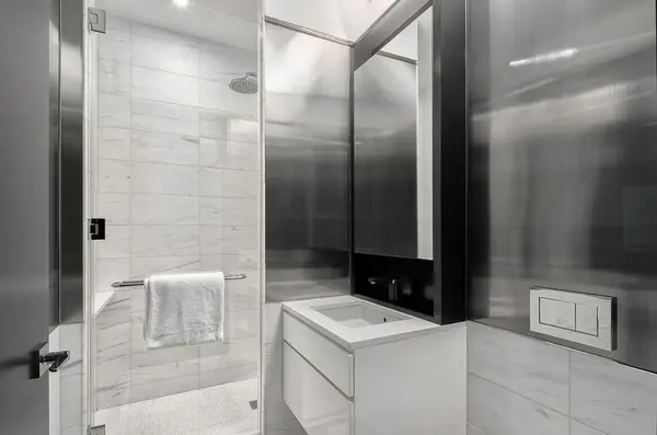 157 W 57th ST #33E, New York (manhattan), NY 10019