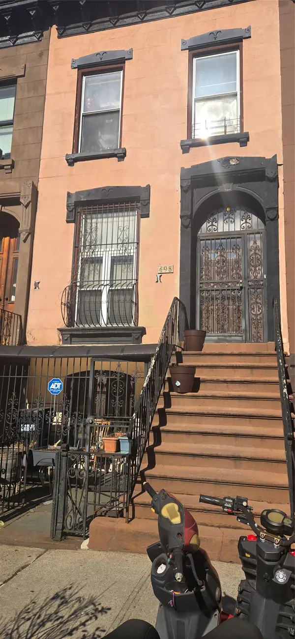 495 Halsey ST, Brooklyn, NY 11233